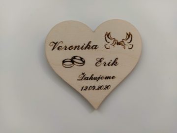 Drevená magnetka