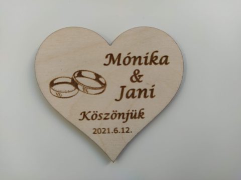 Svadobná drevená magnetka
